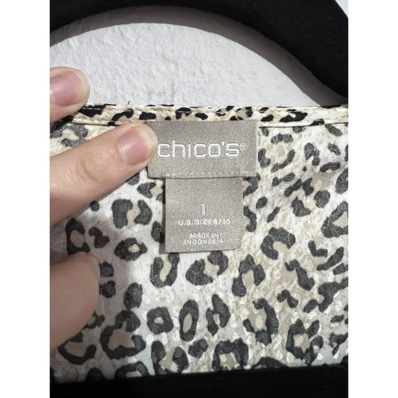 Chicos Size 1 Cream Brown Cheetah Print Blouse Long Sleeve Button Down Top - Picture 5 of 6